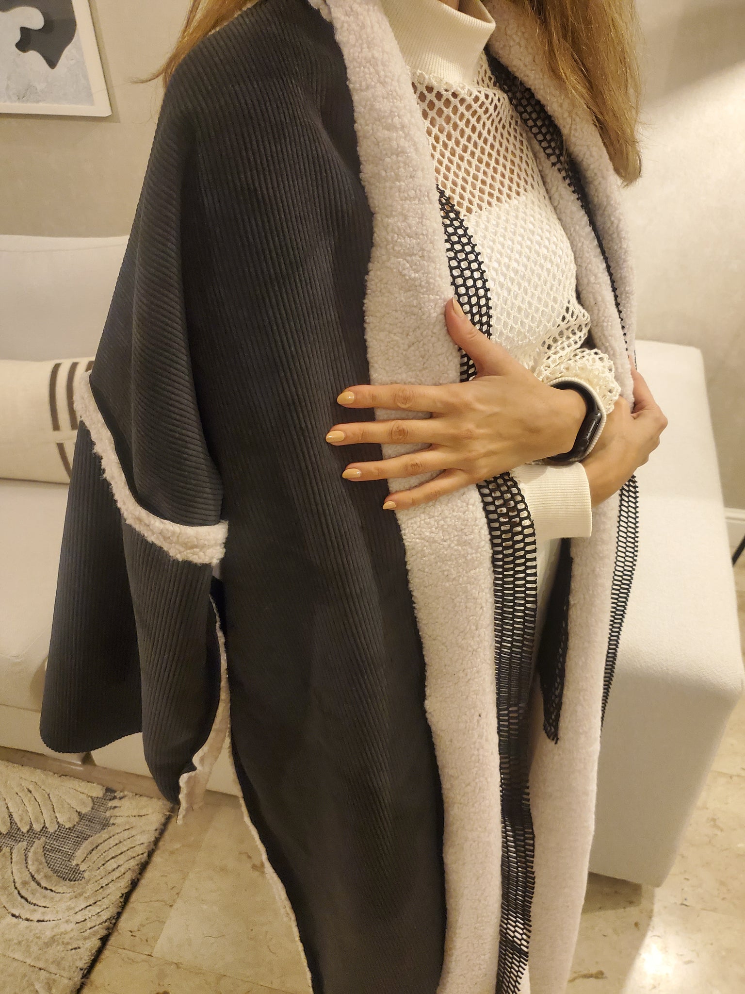 Reversible Teddy with Mesh Bisht