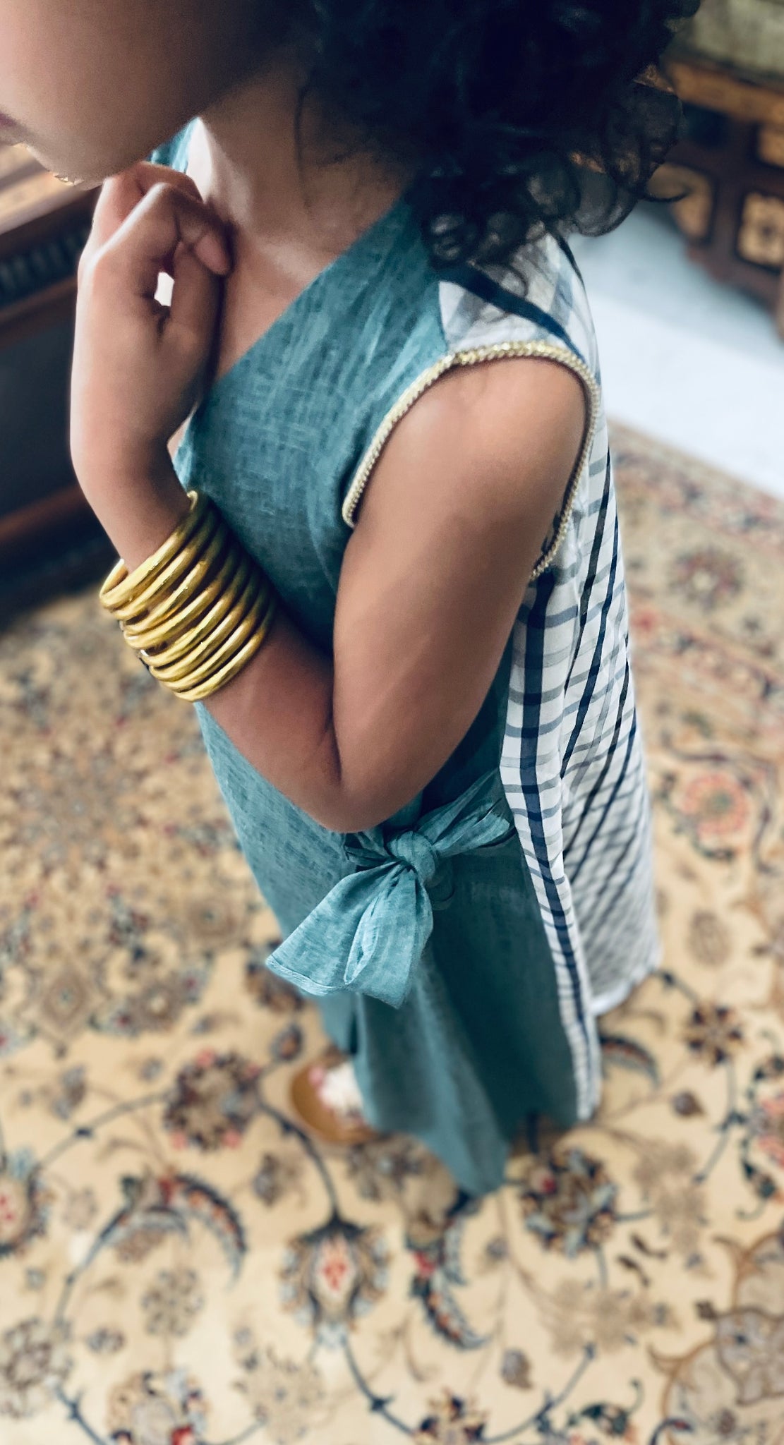 Her Teal Wrap